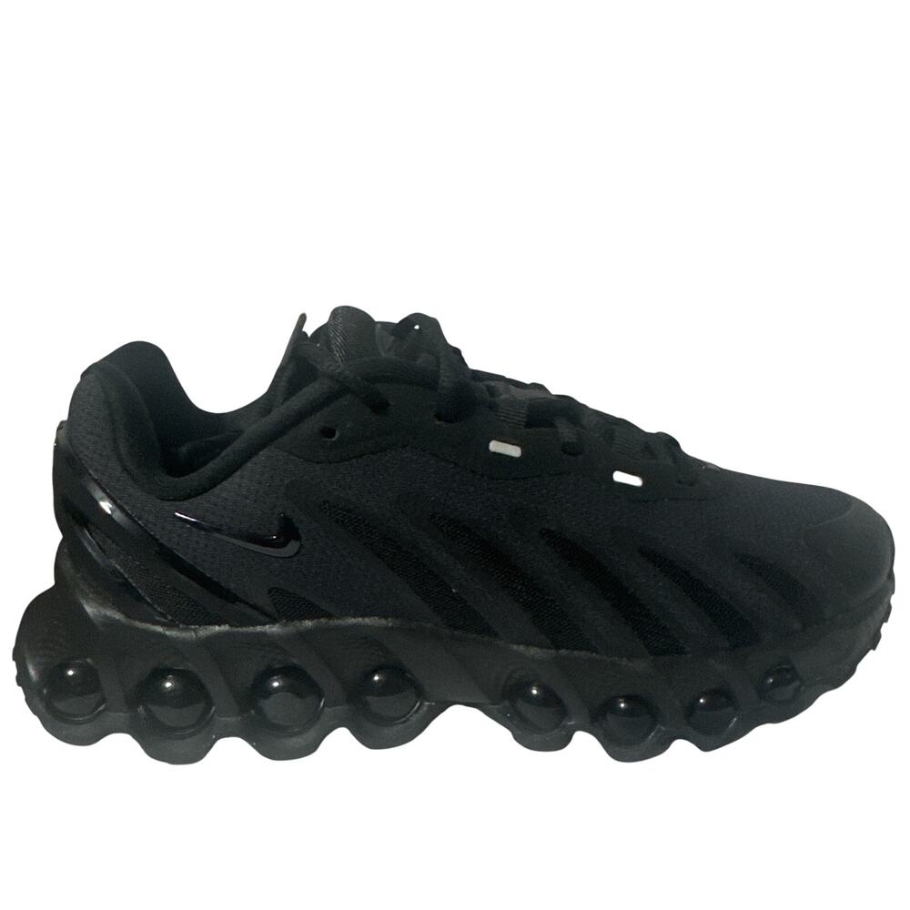 Black Air Max DN8 GS Size 4 Youth HF7310-002